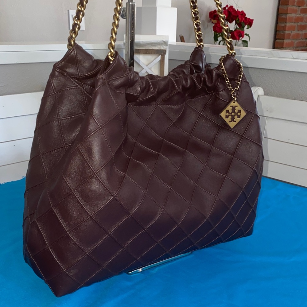 Tory Burch Fleming Soft Hobo Bag